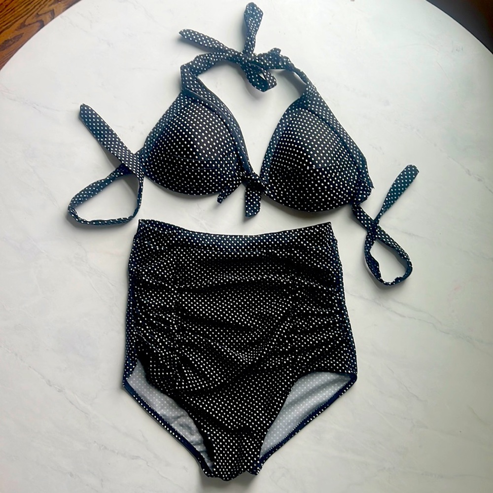 Black&White Polka Dot Retro 2 piece suit🖤🤍